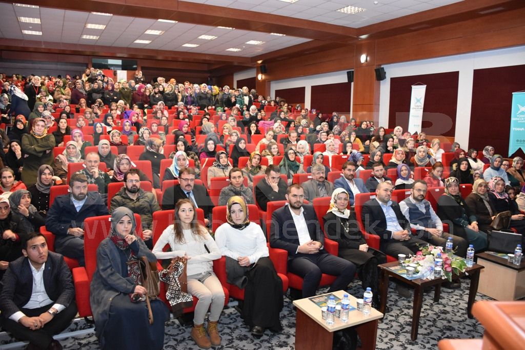 Yazar Tongar’a Büyük İlgi