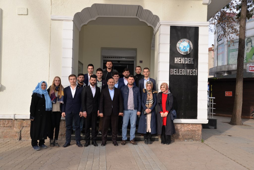 Ak Parti Gençlik Kollarından Püsküllü’ye Ziyaret