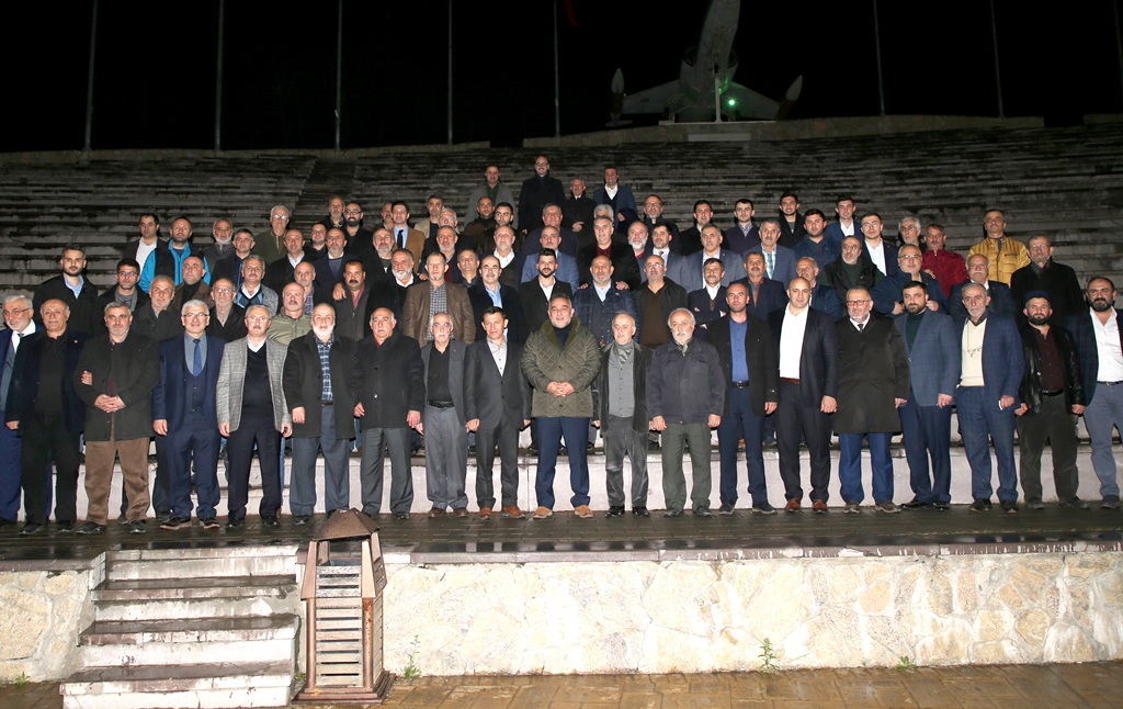 AK Parti Hendek İstişare Toplantısı Düzenledi