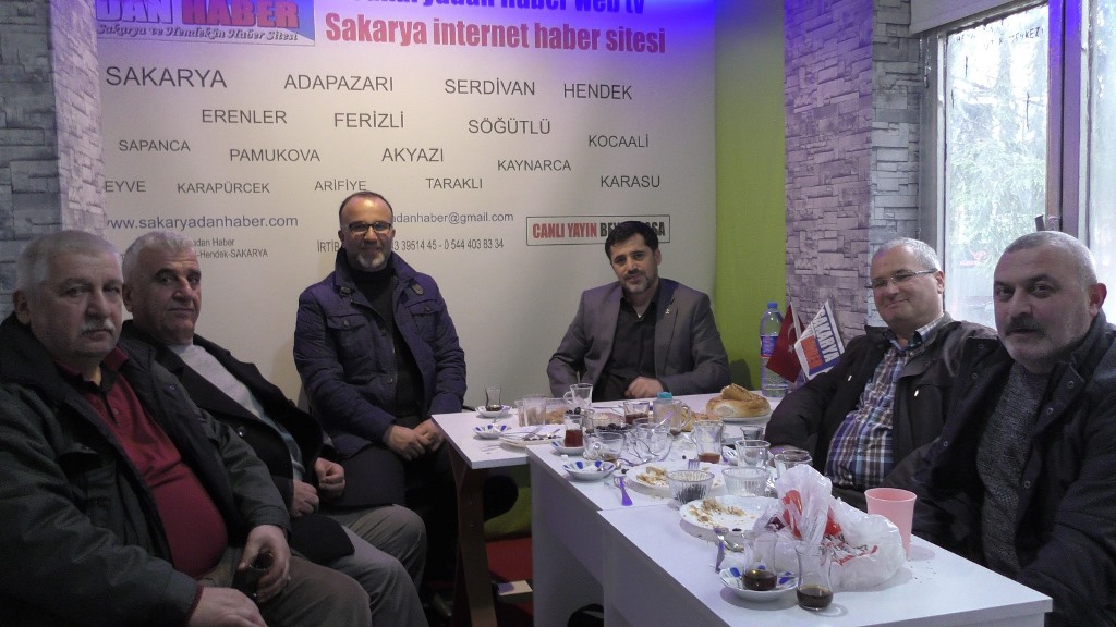 Basın Mensupları Kahvaltıda Buluştu