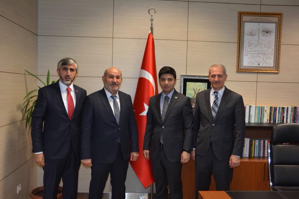 Püsküllü, Ankara’da