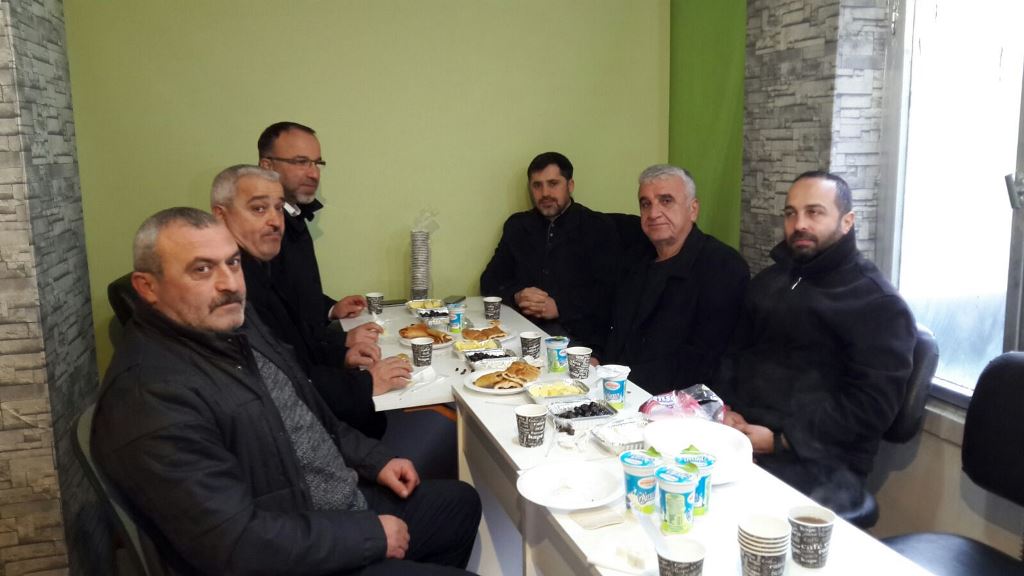 GELENEKSEL GAZETECİ KAHVALTISI