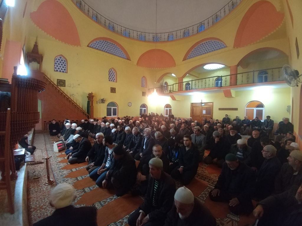 Hendek’te Sabah Namazı Buluşmaları Beşinci Yılını Dolduruyor
