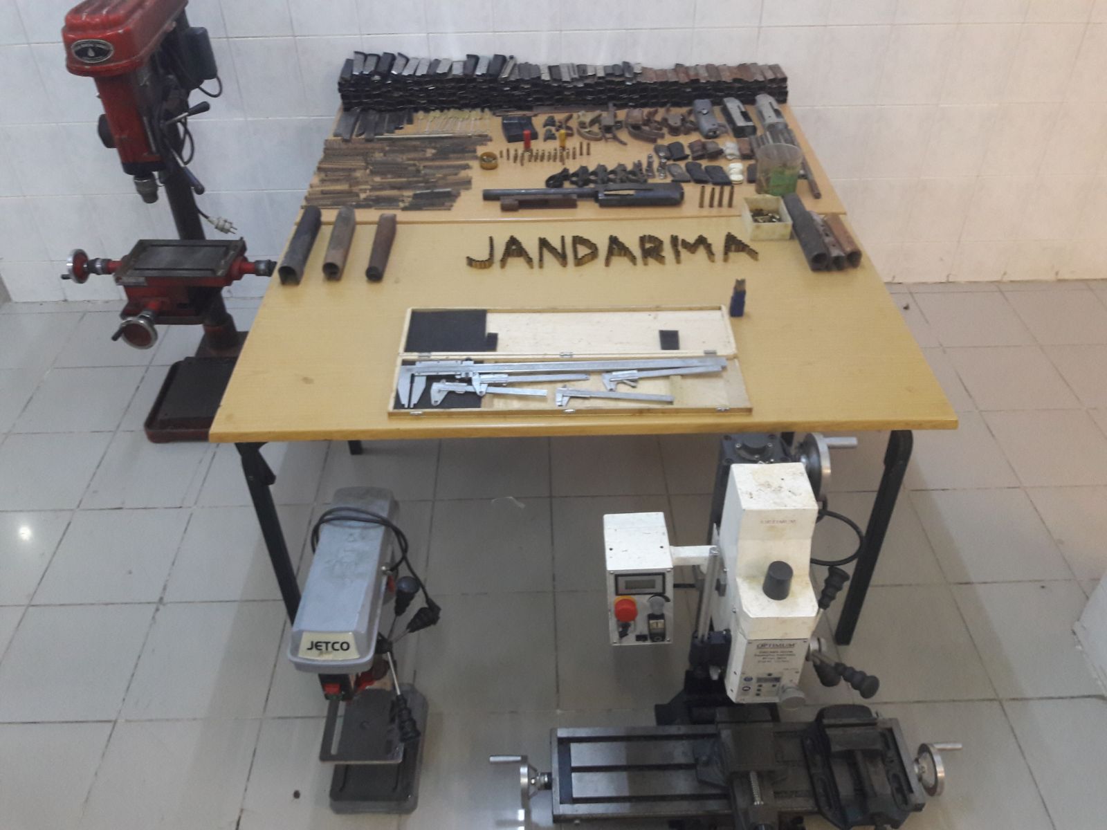 JANDARMADAN SİLAH ATÖLYESİNE BASKIN