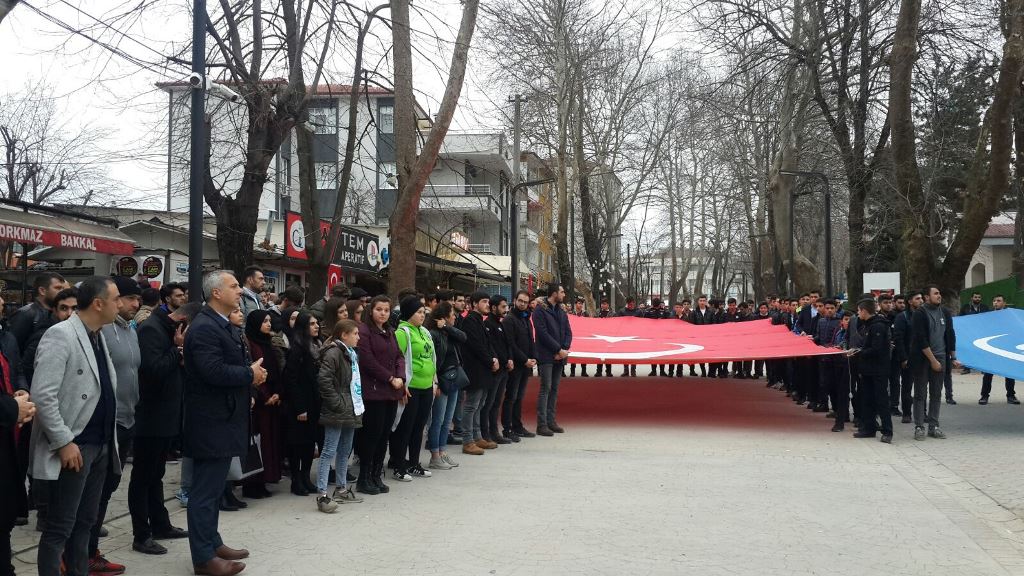 Hendek’li Ülkücüler Şehit Fırat Çakıroğlu’nu Unutmadı