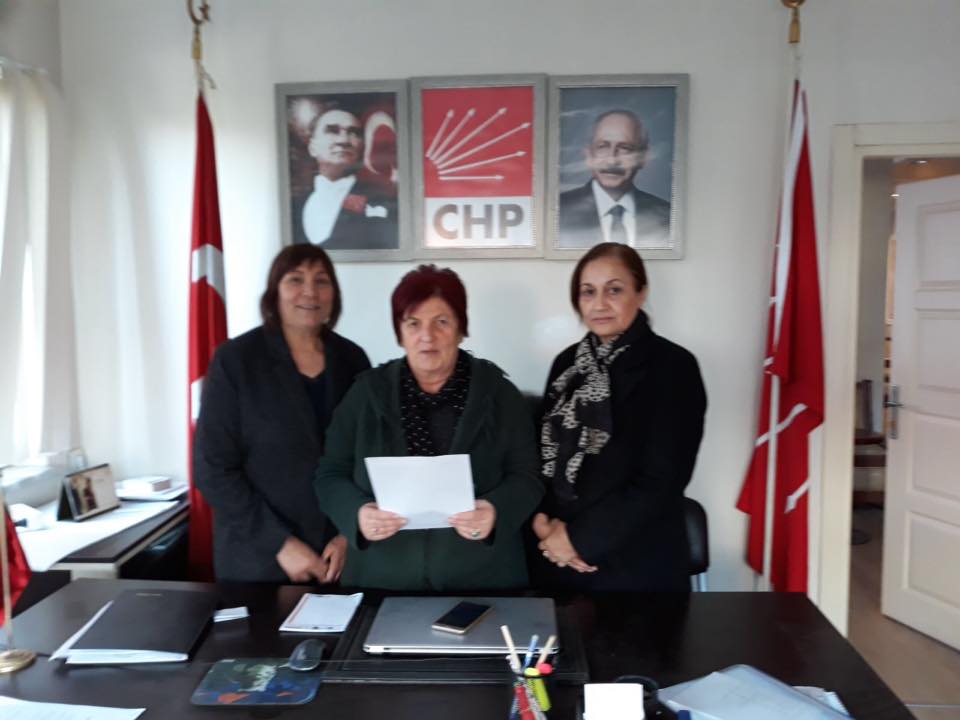 CHP Hendek Kadın Kollarından TBMM'de Kadınlara Yönelik Davranışa Protesto Açıklaması