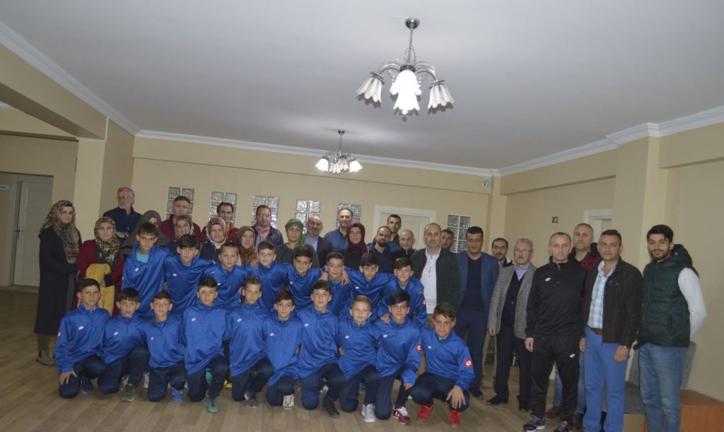 Hendekspor U12 Altyapı takımı Ege'ye Gitti