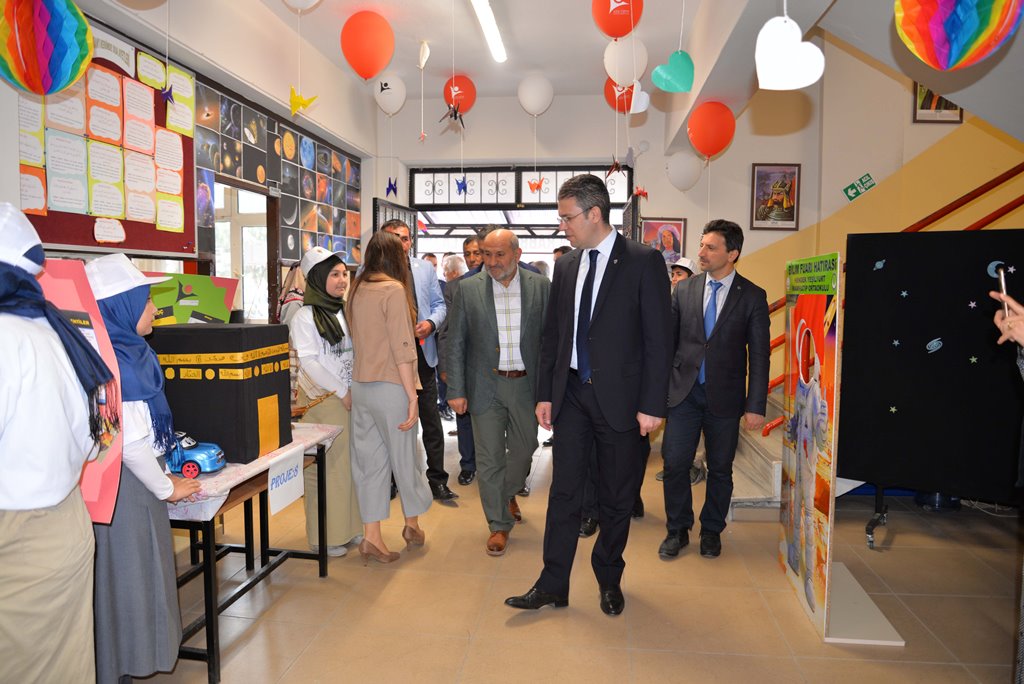 TÜBİTAK Bilim Fuarı Açıldı