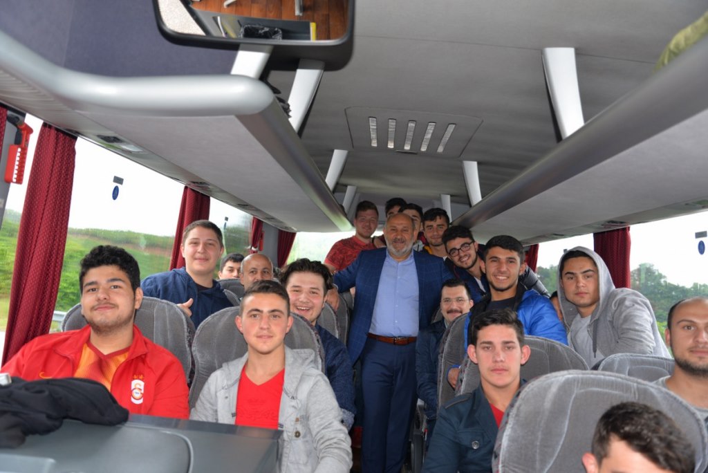 GENÇLER TARİHİ İLE BULUŞUYOR