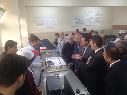 HENDEK MESLEKİ VE TEKNİK ANADOLU LİSESİNDEN MUHTEŞEM BİLİM FUAR