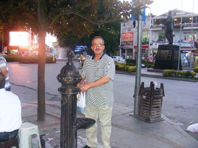 Kiraz Arif vefat etti