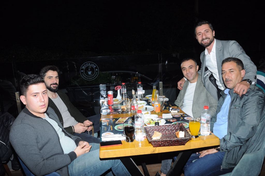 Ustaeli Yapı İftar Verdi