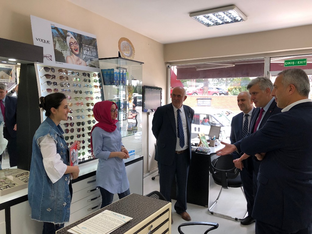 MHP Hendek'i boş bırakmıyor