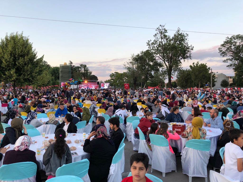 Kent Park'ta MHP Rüzgârı