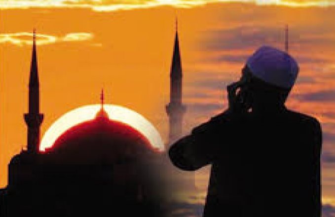 Ezan Okunmayınca Vatandaşlar Dakikalar Sonra Oruç Açtılar
