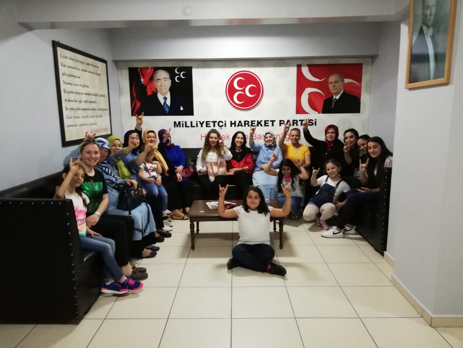 MHP Kadın Kolları İftarda Bir Araya Geldi
