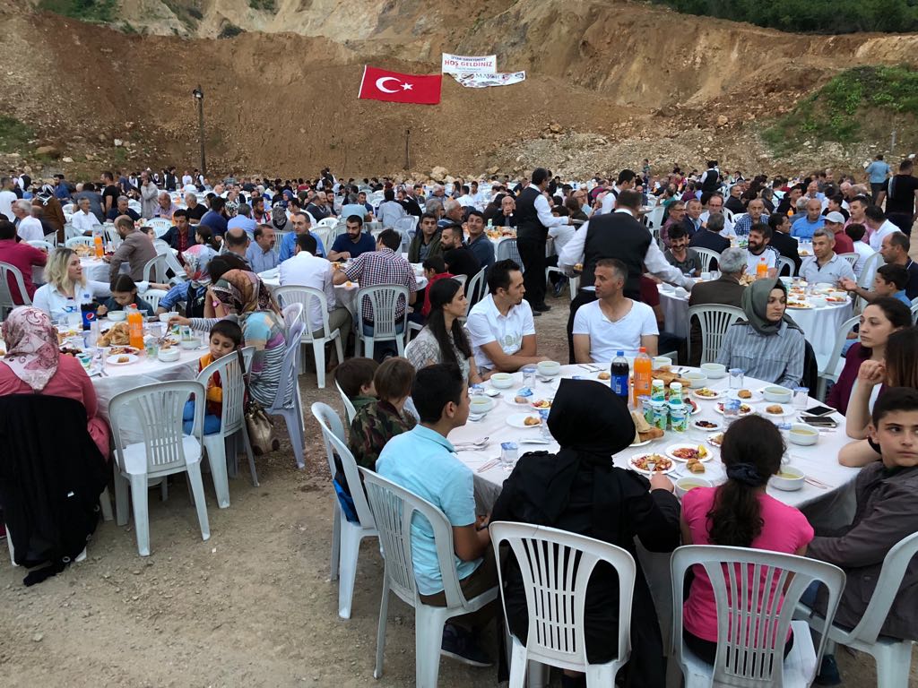 Bahadır Ailesi İftar Verdi