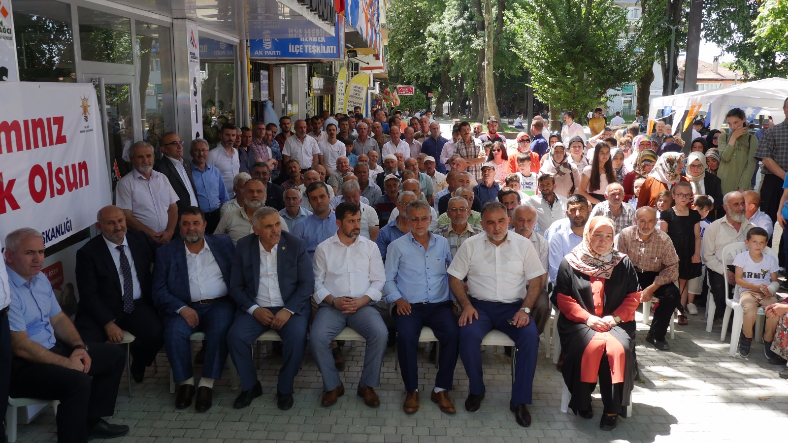 Ak Parti Hendek Bayramlaştı