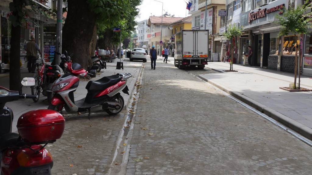 Kemalpaşa Caddesi Trafiğe Açıldı