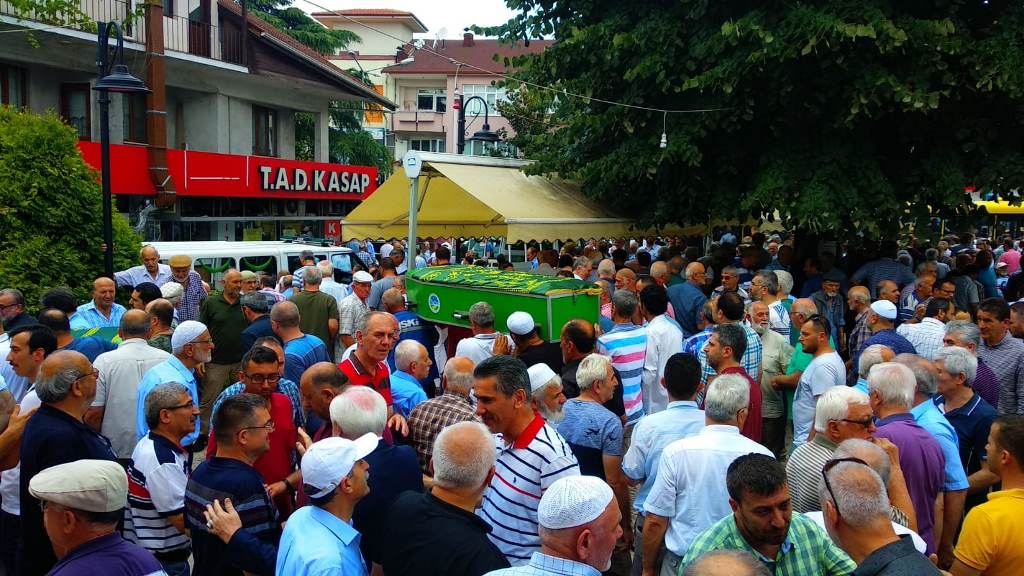 Çelikkan ve Alıcı Dualarla Son Yolculuğa Uğurlandı