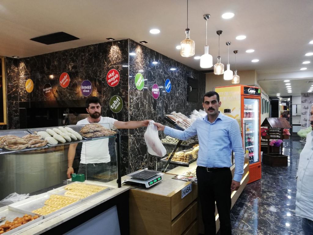 Ülkücüler Askıda Ekmek Projesini Sakarya’da Başlattı