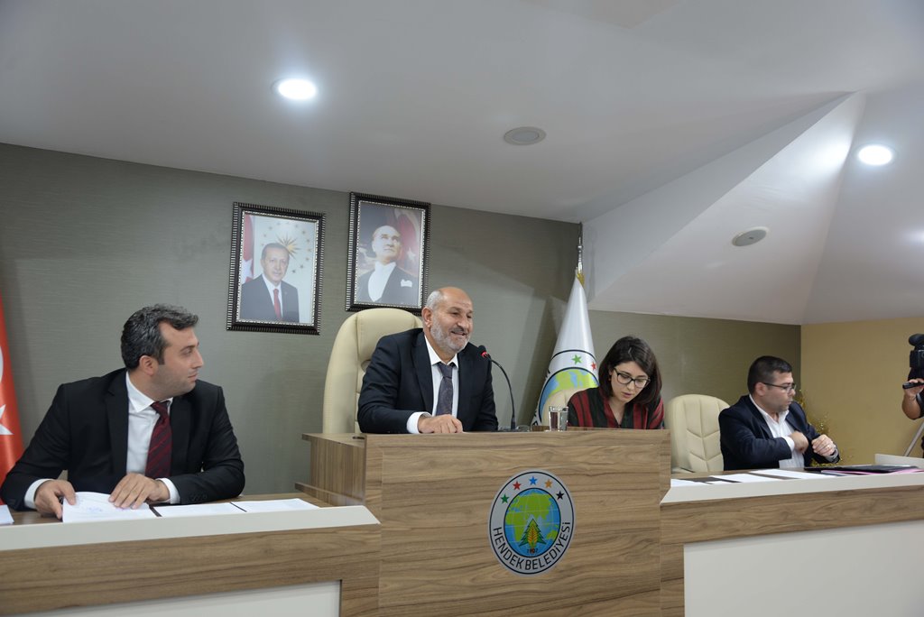 Hendek Belediye Meclisi Toplandı