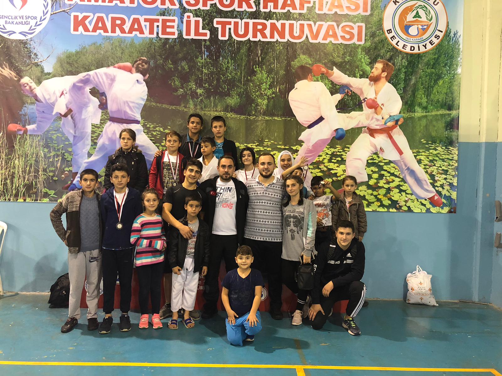 Yeşilyurt Karate’den 19 Madalya