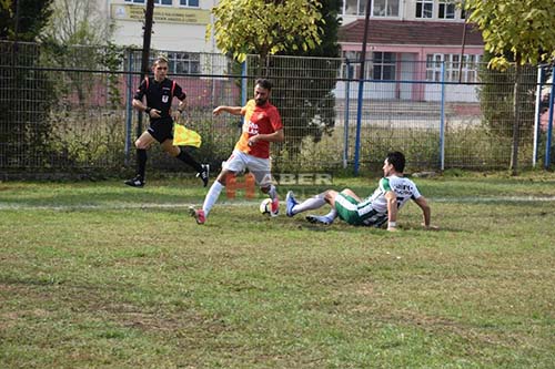 Akova Barışspor İlk Galibiyetini Aldı 1-0