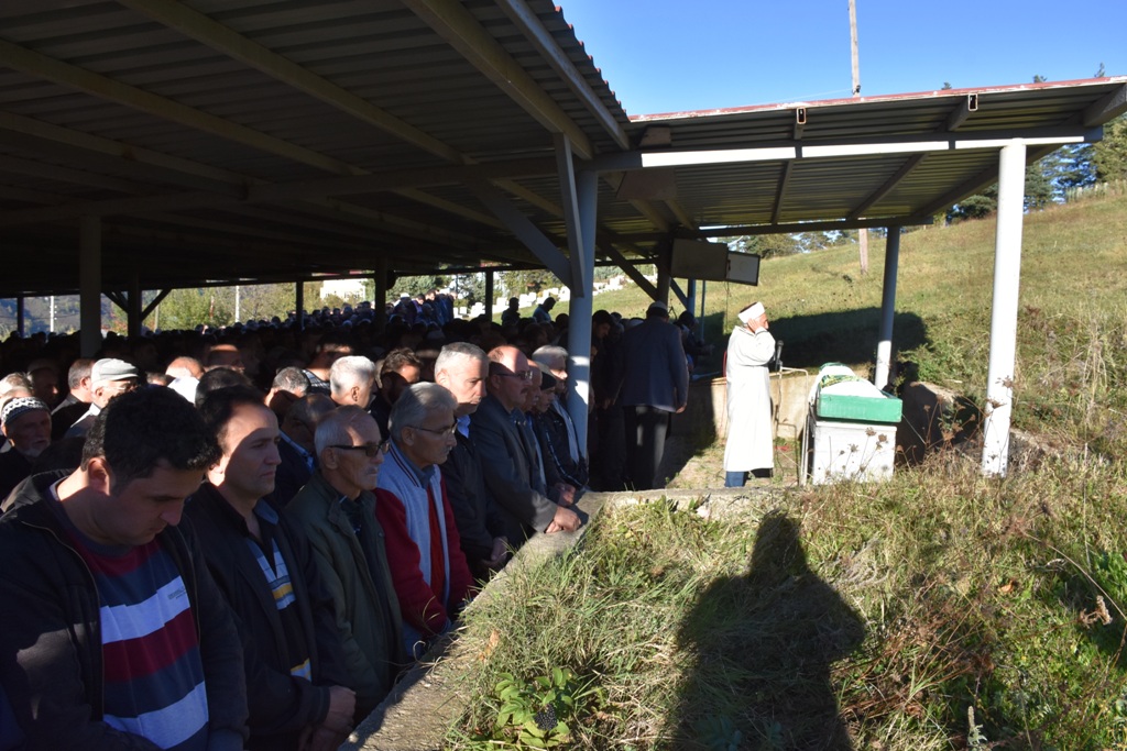 Göçlü Dualarla Son Yolculuğuna Uğurlandı