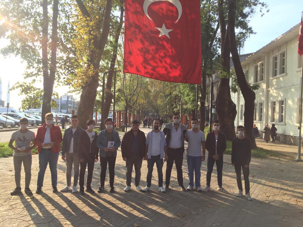 Ülkücüler Lösemili Çocuklar Haftasında Broşür Dağıttı