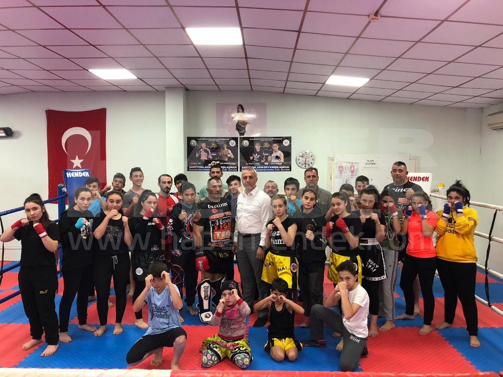 Babaoğlu Muay Thai Milli Sporculara Başarılar Diledi