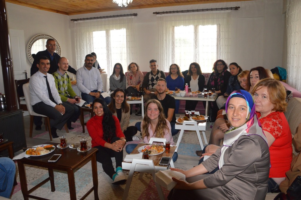 Hendek’te Mutlu Okullar Projesi