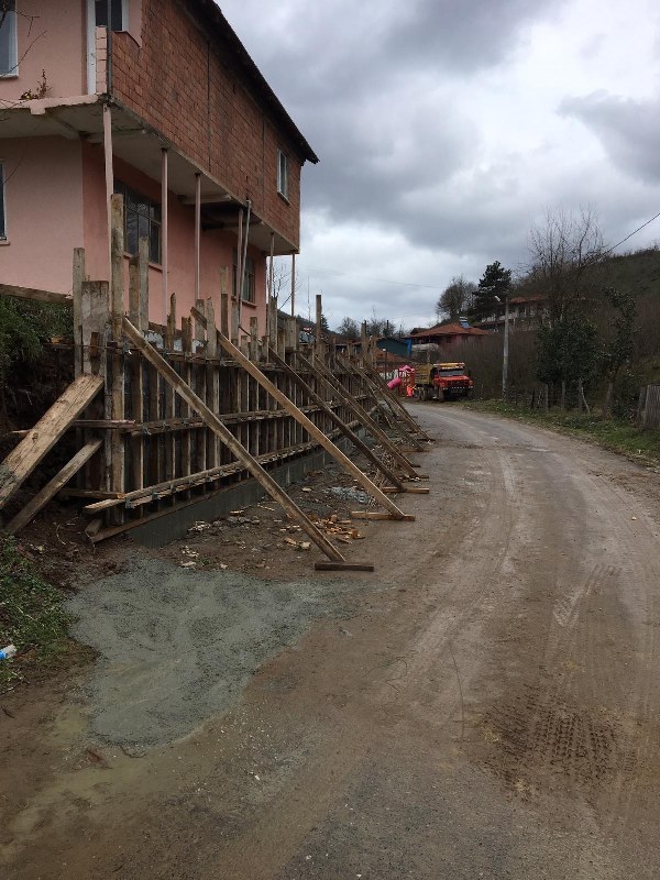 Yeşilyurt’ta yol genişletme