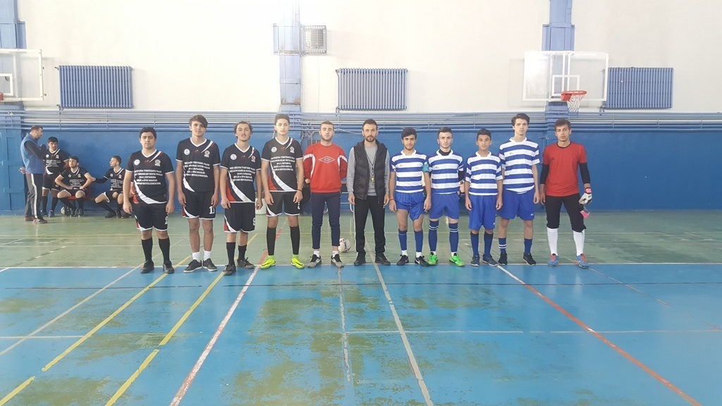 Okul Sporları Genç ve Küçük Erkekler Futsal Müsabakaları Başladı