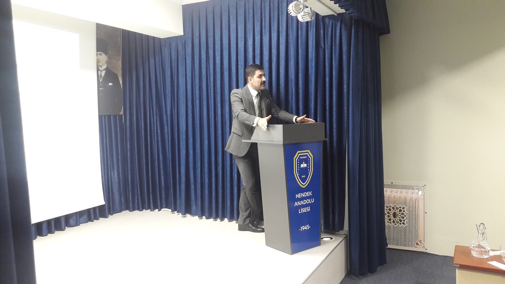 Hendek Anadolu Lisesinde Kariyer Günleri Devam Ediyor