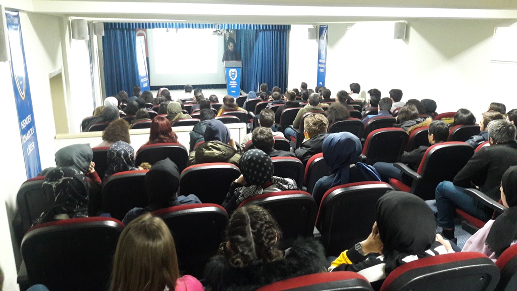 Anadolu Lisesinde Kariyer Günleri devam ediyor