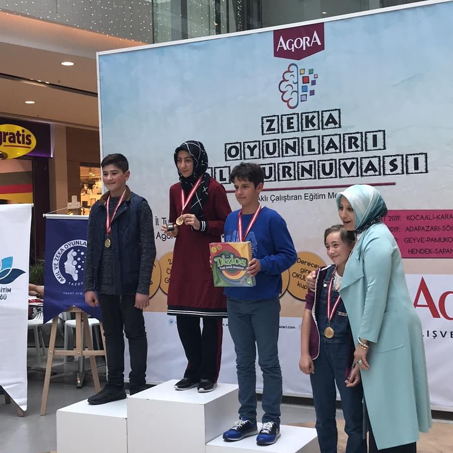 Zeynep, Zeka Oyunları İl Birincisi Oldu