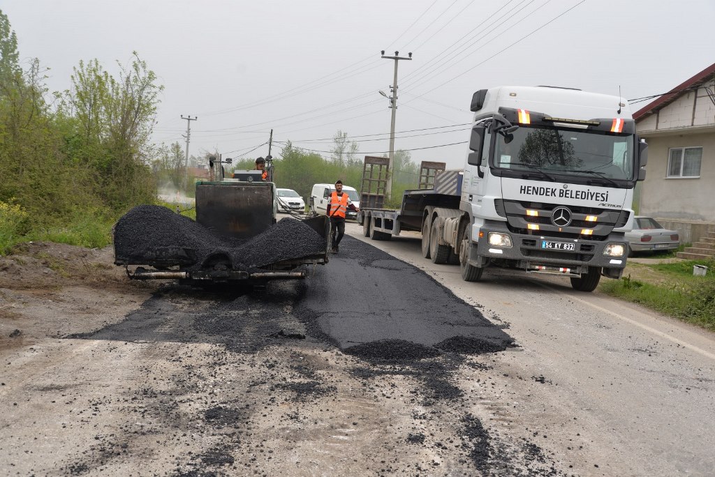 Büyükşehir Ekipleri Hendek'te