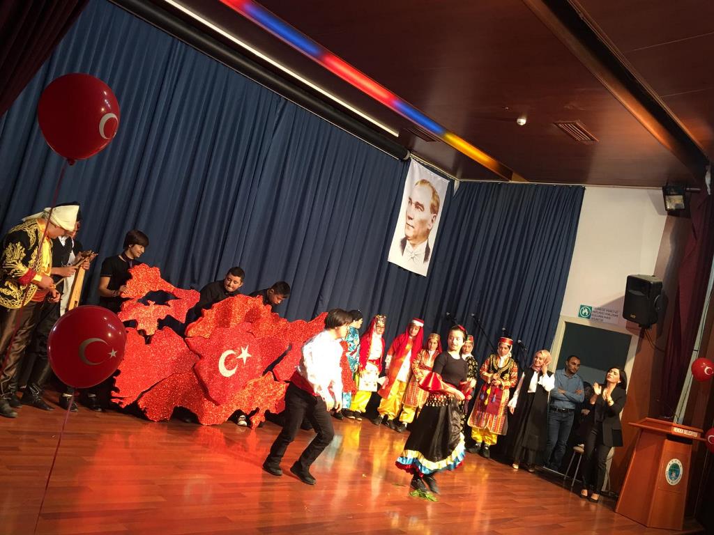 Özel Çocuklardan Yıl Sonu Programı