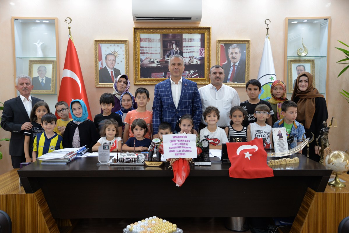 Koca yürekli miniklerden örnek davranış