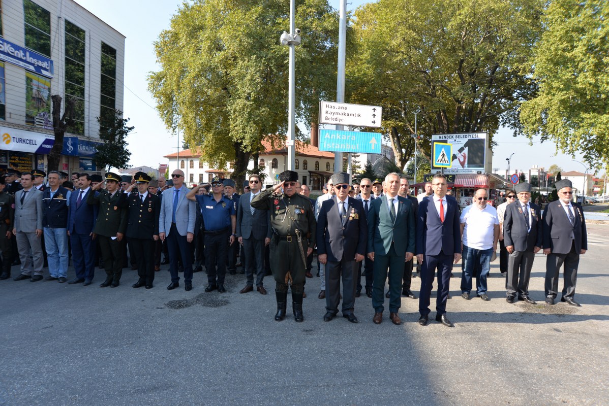Hendek’te Gaziler Günü Törenle Kutlandı