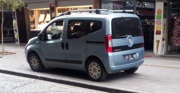 Resmi Araca Her Yer Otopark