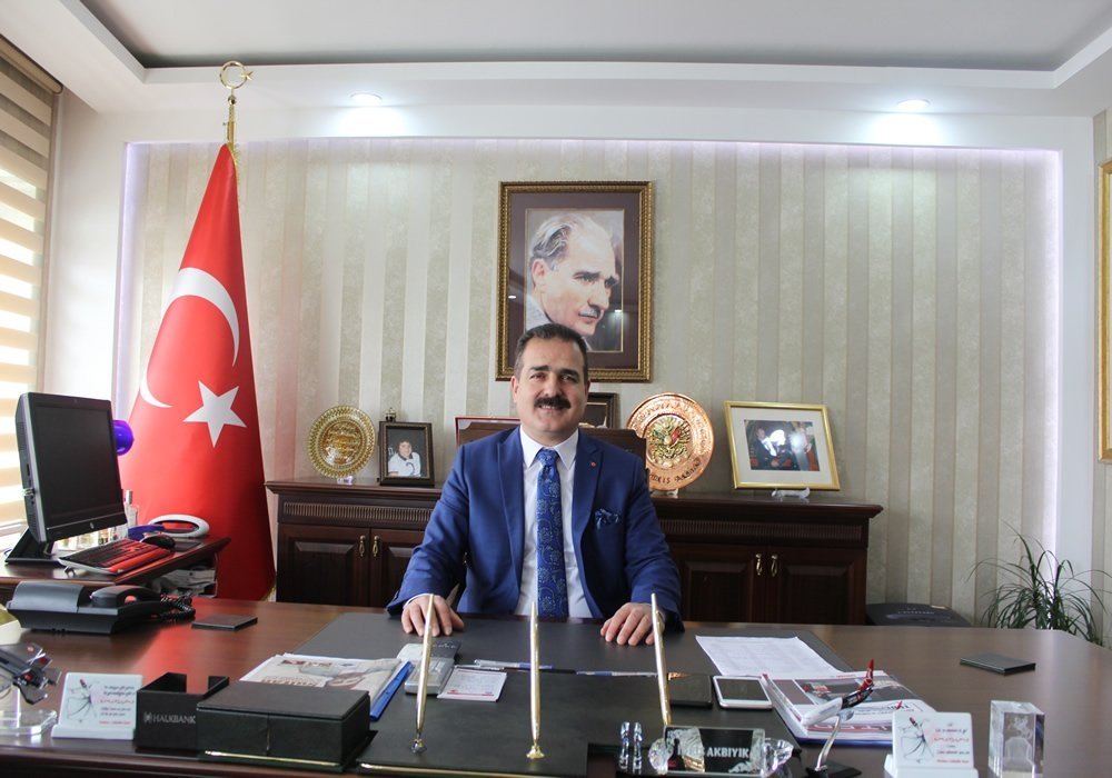 Eski Hendek Kaymakamı Hakkari’ye Kayyum Olarak Atandı