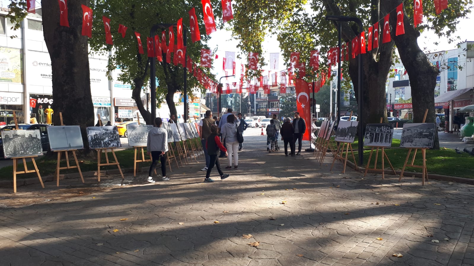 Hendek Belediyesinden Cumhuriyet Bayramı Resim Sergisi Açıldı