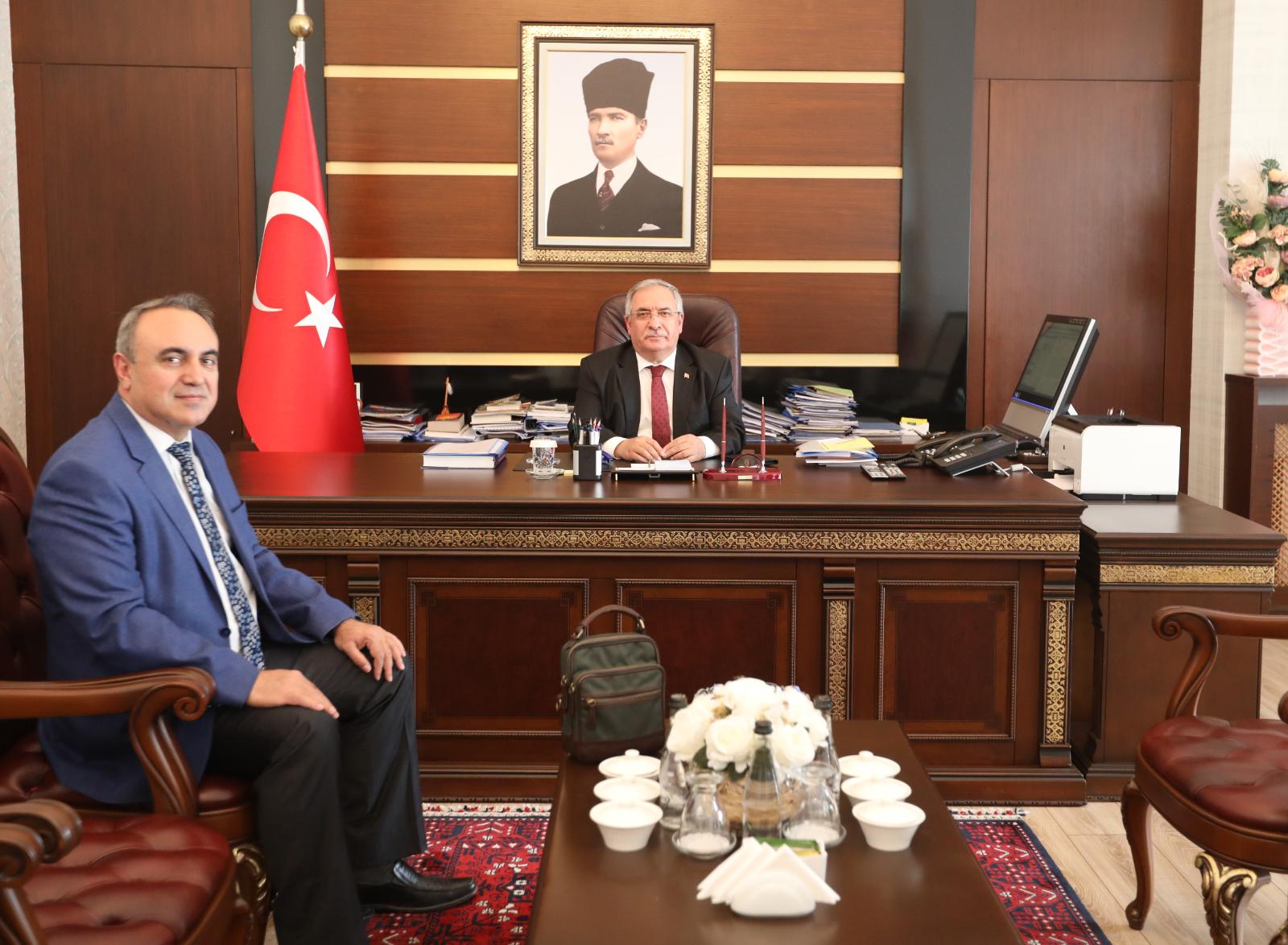 Hendek Kaymakamı Acır’dan Vali Nayir’e Ziyaret