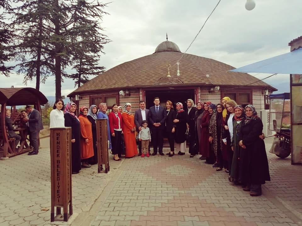 Ak Partili Kadınlardan Hayır Kahvaltısı