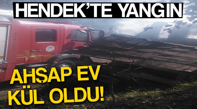 Ahşap Ev Tamamen Yandı