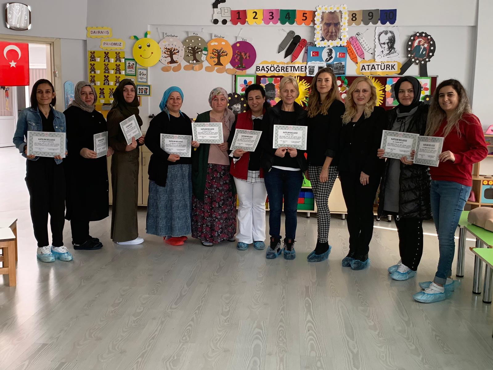 Öğretmenlere Yaşamsal Bilgi Ve Beceri Eğitimi