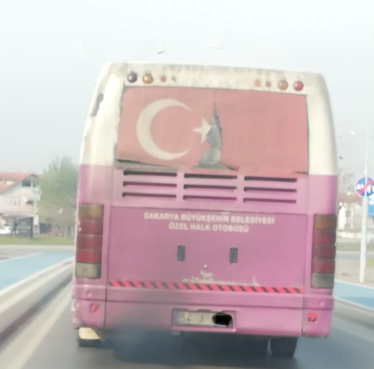 Belediye Otobüsünde Bayrak Rezaleti