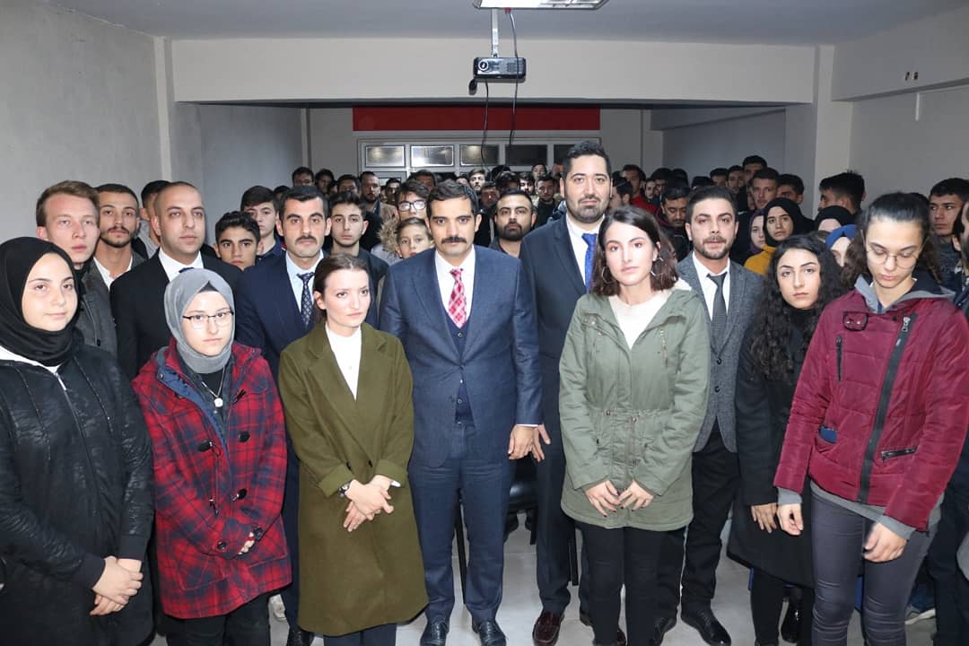Genel Başkan Sinan Ateş Ülkü Ocakları’nı ziyaret etti
